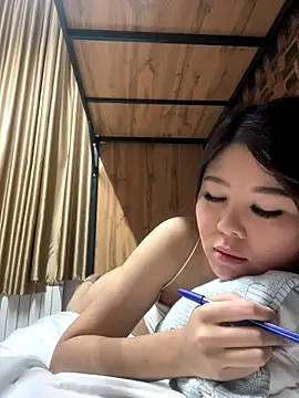 Sarah2127's cam snapshot