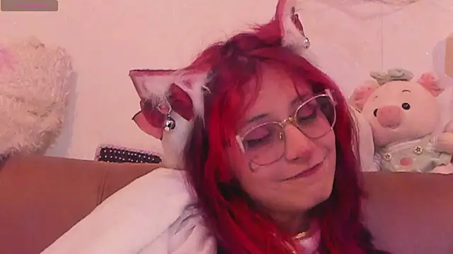 RedMeloddy's cam snapshot