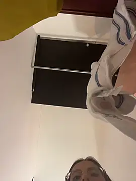 Juanita-Diaz live sex cam