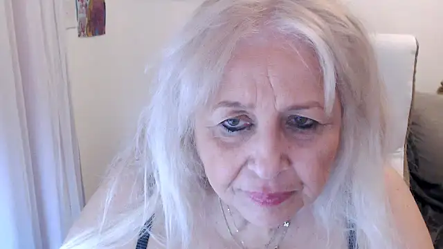 SusiLifeXXX live sex cam