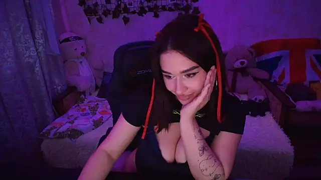 AlisiaRose's cam snapshot