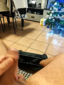 Italianstyle79's cam snapshot