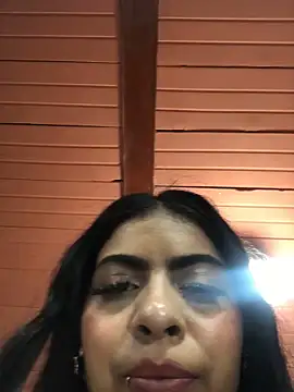 Rachellcooperrr's cam snapshot