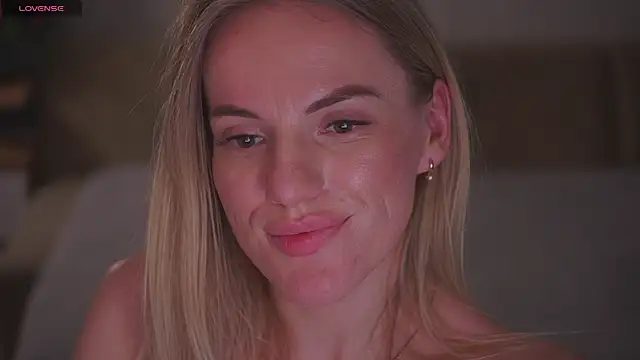 Vanille_Mystery's cam snapshot