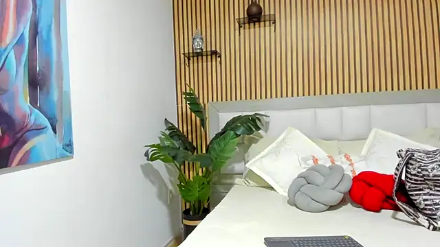 KattyBonnie's cam snapshot