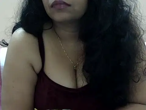 Chatwithsia's cam snapshot