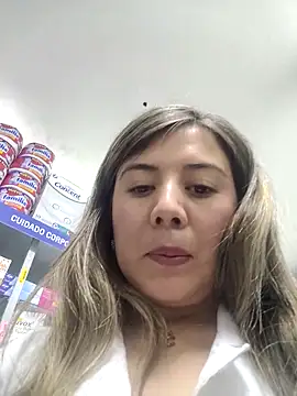 Soffy__Castillo live sex cam