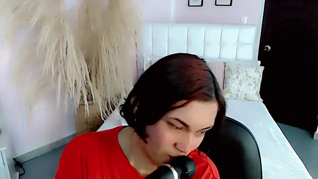 nathalialoes1 live sex cam