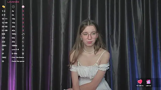 RochelCozzi live sex cam