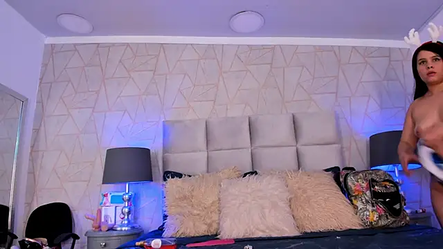 Yara_Bliss_'s cam snapshot