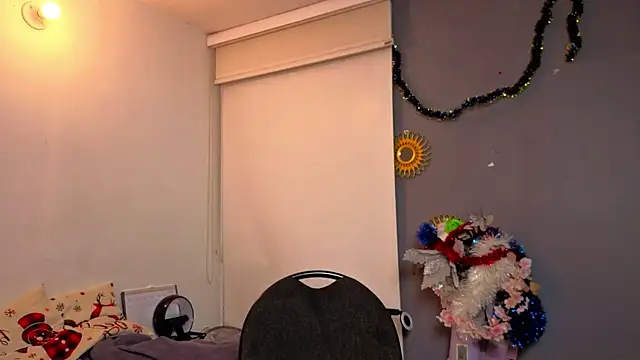 Maithe_Perroni's cam snapshot