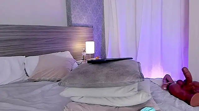 MiilaBlake's cam snapshot