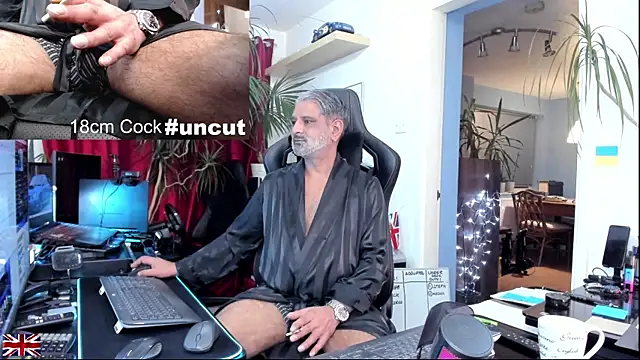 OnlineBossUK live sex cam