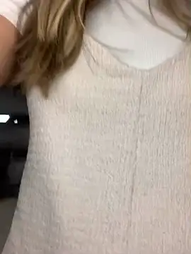 valery_and_Dani_ live sex cam