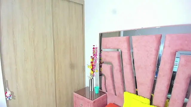 MaraKarly's cam snapshot