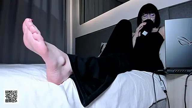 _Misha_Addams_'s cam snapshot