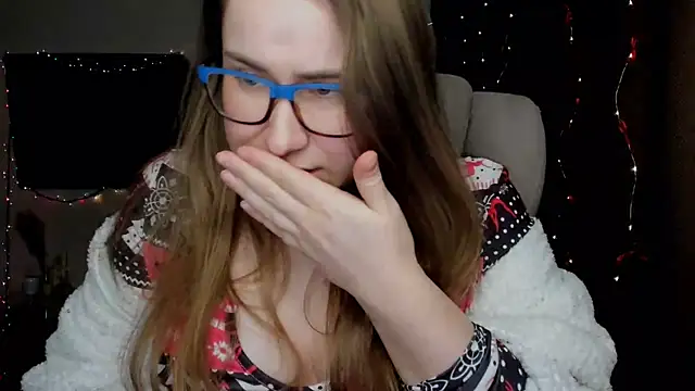 SeasonalSomeone's cam snapshot