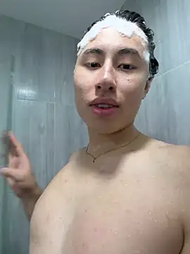 SrLuis18 live sex cam