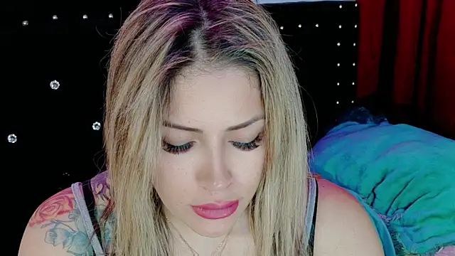 Natalia_Montoya's cam snapshot