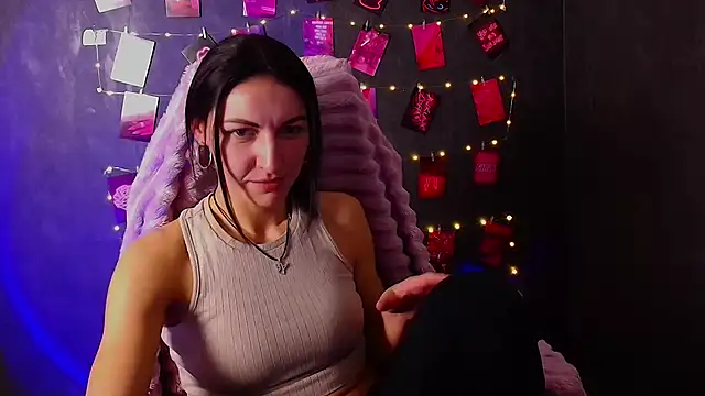 Aurora_Loveu's cam snapshot