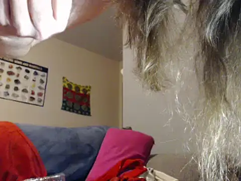 FurryCupLove555's cam snapshot