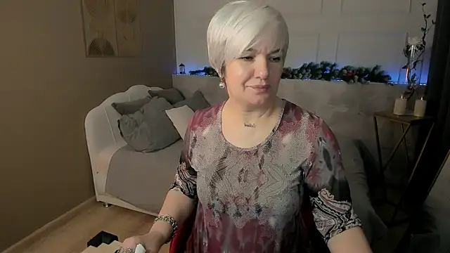 CarmenSoft live sex cam