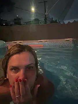 Bia_sexynovaes live sex cam