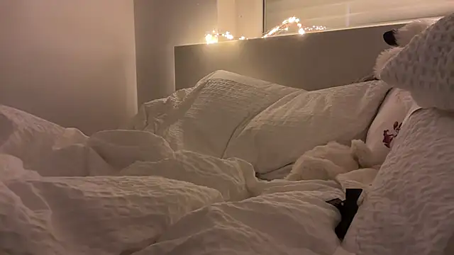 AnnaSophiaX live sex cam