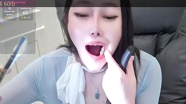 XIAOJIEBB-2025 live sex cam