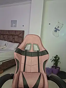 heyshaa's cam snapshot