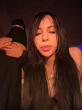 Queentaraf999 live sex cam