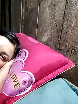 sary-hot2x's cam snapshot