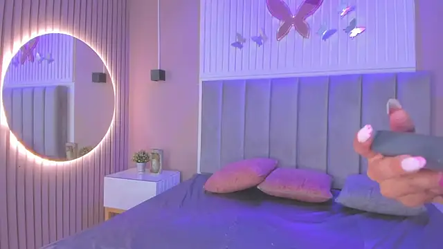 isa_vel's cam snapshot