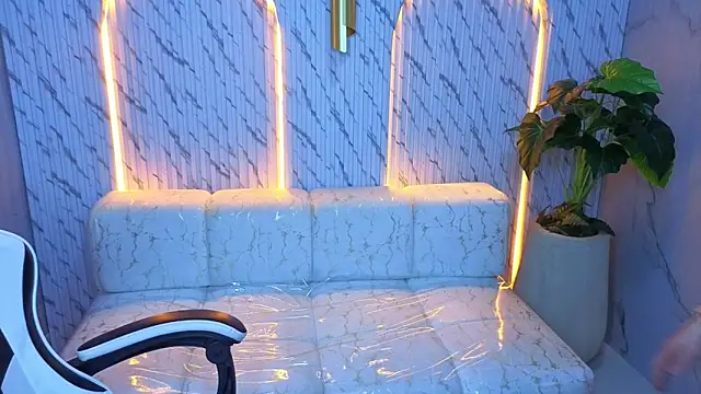 Phoebe_Tx's cam snapshot