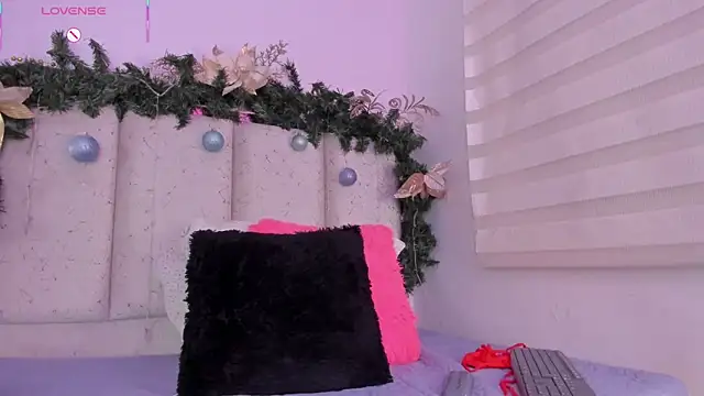 violeta_olsen live sex cam