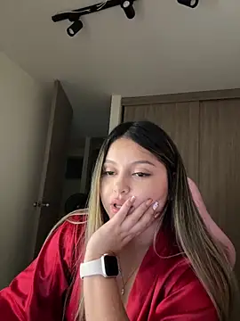 lunablossom_ live sex cam