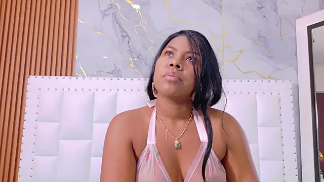 naughty_ebonyy's cam snapshot