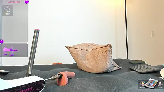 LittleMya_'s cam snapshot