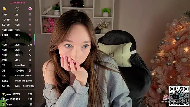 Miche1le_Allenne's cam snapshot