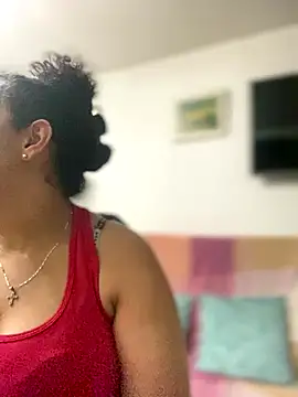 Carola-Ross live sex cam