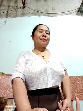 Queen-18200's cam snapshot