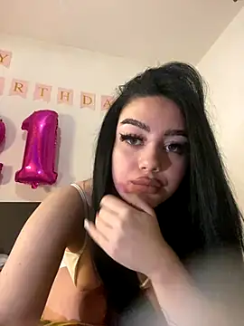 Briana_lrs's cam snapshot