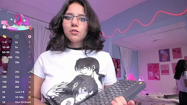 HollyPeach's cam snapshot