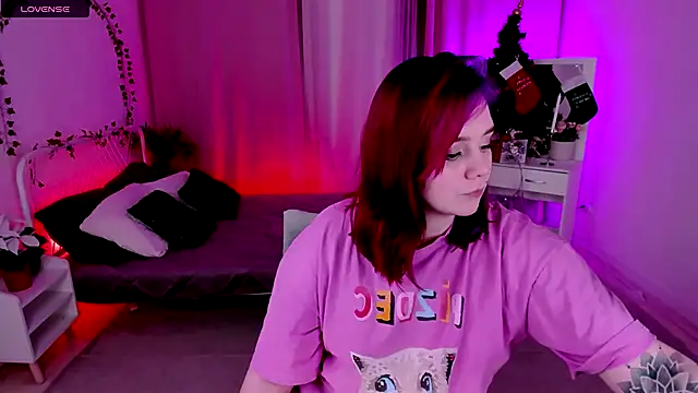 lunaalli live sex cam