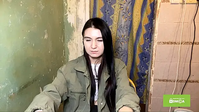 EstherKiester live sex cam