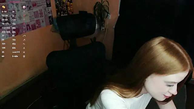 Alice_ShyFox live sex cam