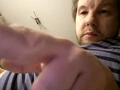 larsgessner30's cam snapshot