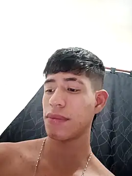 dareck_18 live sex cam