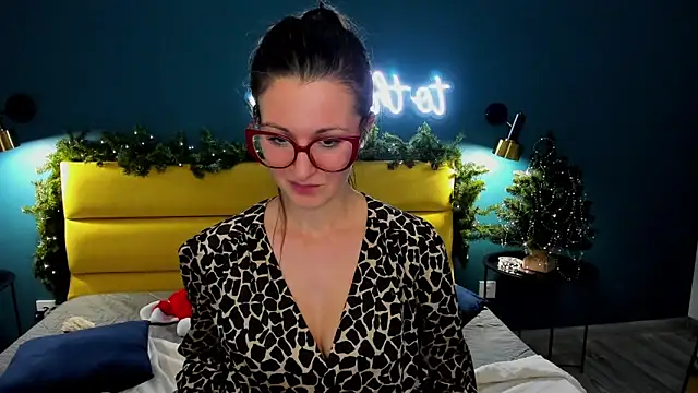 Joan_Nelson's cam snapshot