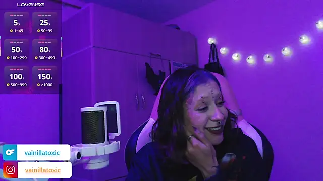 vainilla_doll's cam snapshot